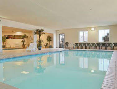 Wingate By Wyndham Pueblo Hotell Eksteriør bilde